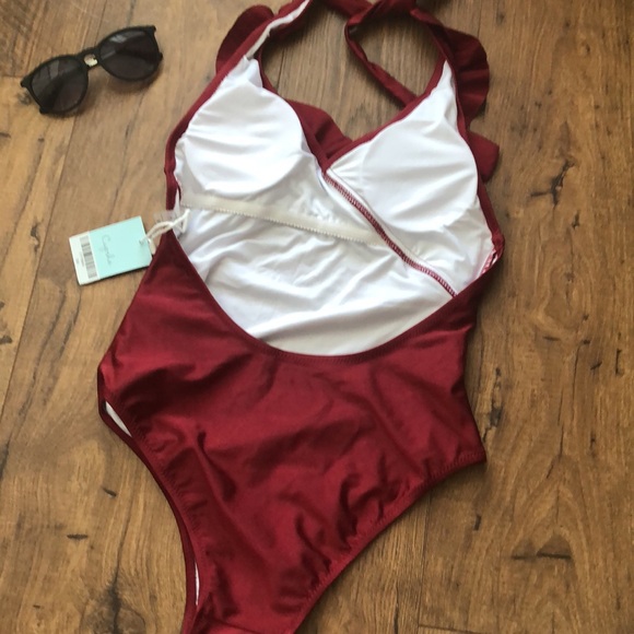 💰SOLD💰 Ruffle Swimsuit - Picture 2 of 3